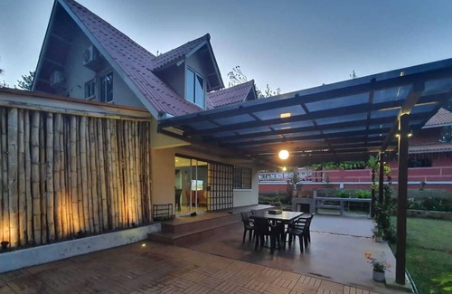 Cerro Azul House | Acogedora Casa en Los Altos de Cerro Azul