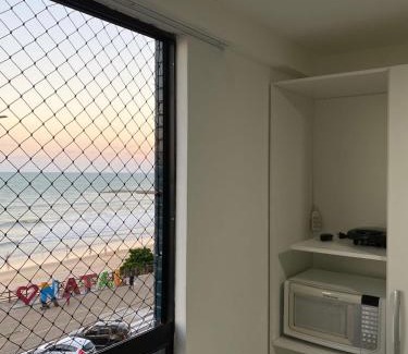 Areia Preta Apartment | Acomodação aconchegante à beira- mar