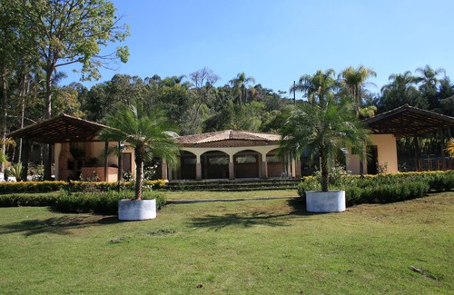 Mogi das Cruzes House | Aconhego, tranquility and fun for adults and children with nature.