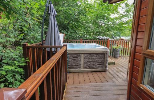 Bowness-on-Windermere House | Acorn Bank Lodge