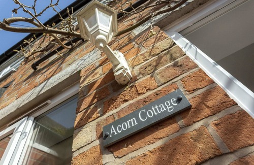 Quorndon House | Acorn Cottage in the heart of Quorn