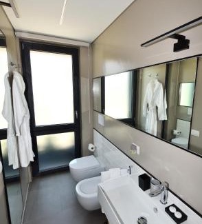 Lake Bracciano House | Acquarella Resort Suite