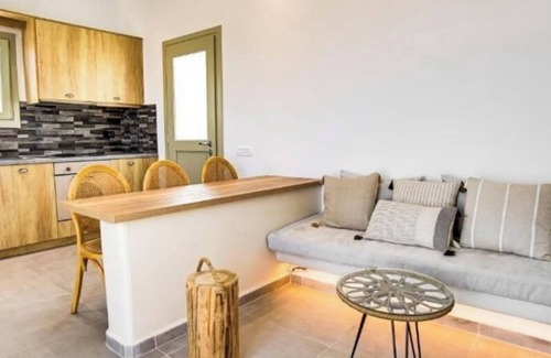 Pyrgos Villa | Acria Villa- Luxury & Relaxation with Jucuzzi Bliss