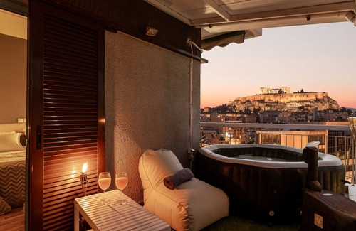 Mets Apartment | Acropolis Eclipse