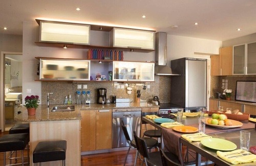 Thissio Condo | Acropolis Sky Villa: Make some family memories - 7bd/6ba views W/D Walk to sites