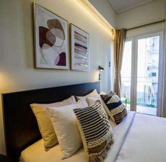 Kinosargous Apartment | Acropolis view Apartment in the Heart of Athens!