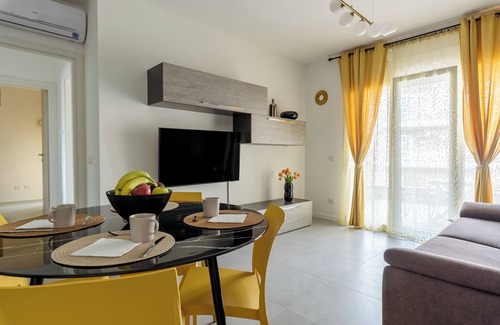 Prenestino-Centocelle Apartment | Actus Palace Apartments - Appartamento C by Ghor