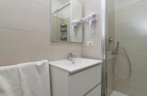 Prenestino-Centocelle Bed & Breakfast | Actus Palace Rooms by Ghor