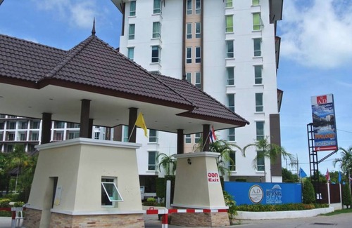 Sattahip Condo | Ad Condominium Bang saray F2 R205 - fully equipped apartment suite