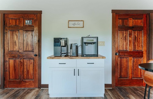 Afton Apartment | ADA King Studio + Roll-in Shower | Pet-Friendly