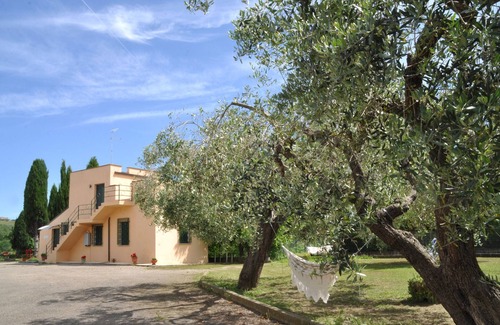 Collecorvino House | Adamasseria Pescara Abruzzo - CATERINA house 1 double +2 singles