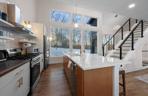 Rockbridge House | Adamina Canyon- Luxurious, Brand New 5BR/3BTH - #5