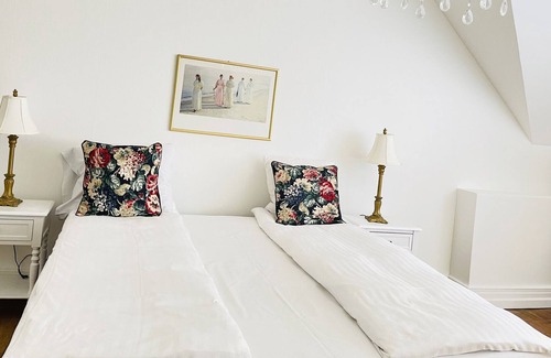 Aalborg Bed & Breakfast | aday - Aalborg Mansion - Room 1