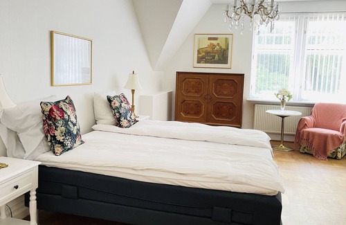 Aalborg Bed & Breakfast | aday - Aalborg Mansion - Room 1