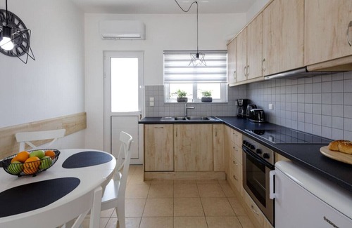 Kalyves Apartment | Adelphes Beachfront Apartment