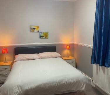 Douglas House | Adelphi Guest House