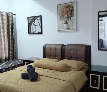 Taman Haji Zainal Apartment | Adira Corus Paradise Seaview Family Suite