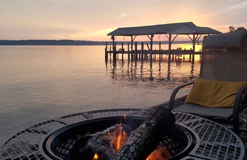 Town of Ledyard Cottage | Adirondack Cottage on Beautiful Cayuga Lake