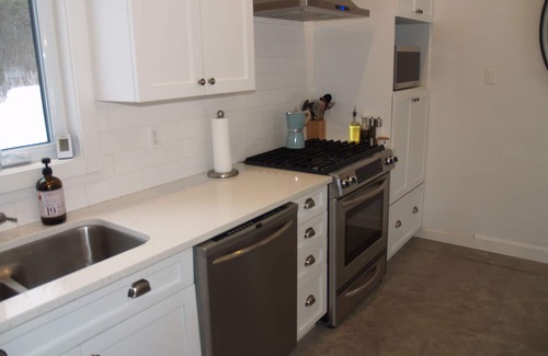 Wilmington Cottage | Adirondack unique friendly-family cottage