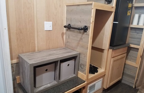 Canton House | AdirondackCountryLiving cedar tiny house experience-3 min to SLU, 15 to Clarkson