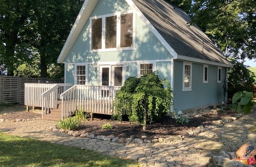 Gypsum House | Adjacent to Miller’s Ferry to Put N Bay