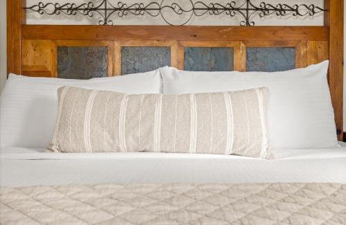 Oak Creek Apartment | Adobe Village Studio Suite- Painted Desert condo