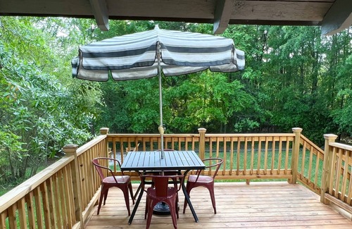 Badin House | Adorable Bungalow...near Badin Lake and Lake Tillery!