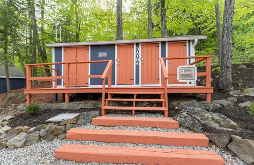 Alton Bay Cabin | Adorable Cabin with stunning lake views & Now featuring AC Wi-FI and TV access