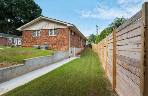 East Point Cottage | Adorable & Chic in South Atlanta/East Point with Hi speed wifi for remote work