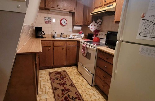 Hickory Hills Cottage | Adorable Cottage in the Poconos!