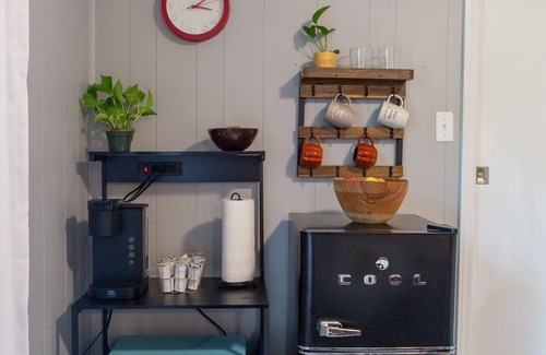 Cary House | Adorable downtown Cary basement apartment with fully fenced in yard