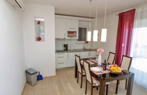 Zelenka Apartment | Adria View, Apartment Dino, Whirlpool, pool