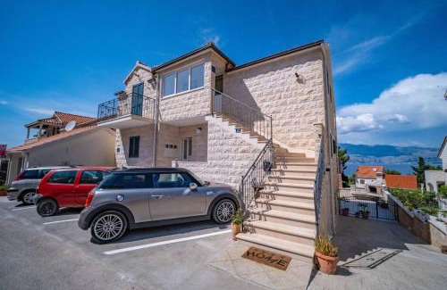 Postira Apartment | Adriatic Sea View Penthouse Apartment with parking - 5 min walk to coast