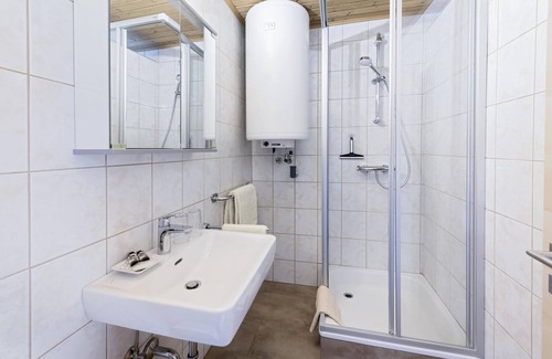 Wasserhofen Apartment | Adults only apartment with pool