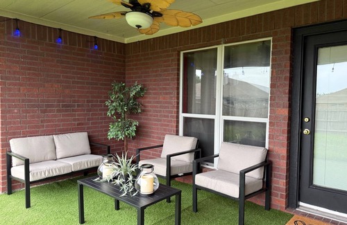 Killeen House | Adult-only kink-friendly getaway with Jacuzzi spa, king bed, custom play furniture, massage table, and LED mood lighting. Ideal for romantic escapes, adventurous weekends, or indulgent celebrations in total privacy.