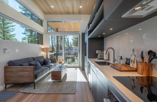 Truckee Cabin | Adventure Cabin 74 - Luxurious Adventure Cabin