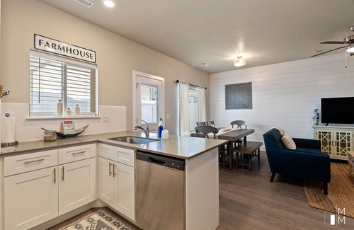 Cedar City House | Adventure in the City of "Wonder". Relax Here!