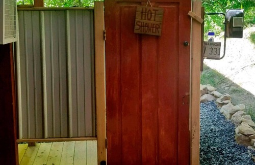 Clyde Cottage | Adventure lodging in the Blue Ridge