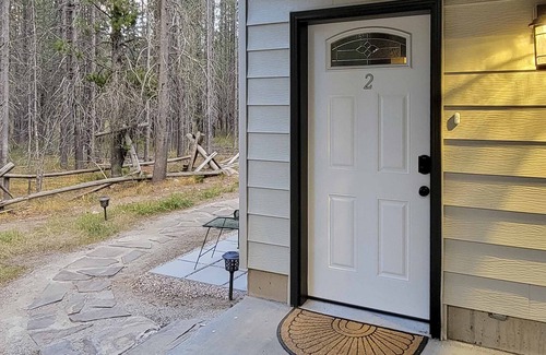 Island Park Cabin | Adventurer's Studio ~ 20 Mi to West Yellowstone!
