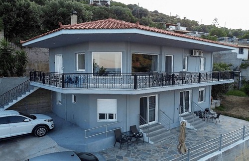Agii Apostoli House | Aegean Beachfront-Bn