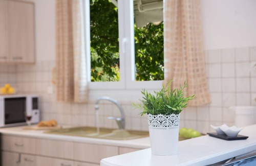 Agios Ioannis House | AELIA HOUSE - ELIA - With The Power Of Sun And The Simplicity Of The Olive Tree