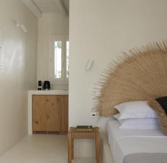 Platis Gialos Apartment | Aerina Residences