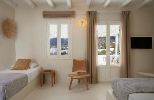 Platis Gialos Apartment | Aerina Residences