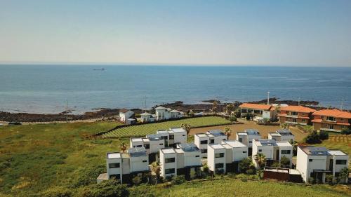 Aewol House | Aewol Bada Poomeun Property