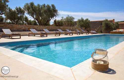 Pylos-Nestoras Apartment | Afentiko Pigadi - Studio with Garden View