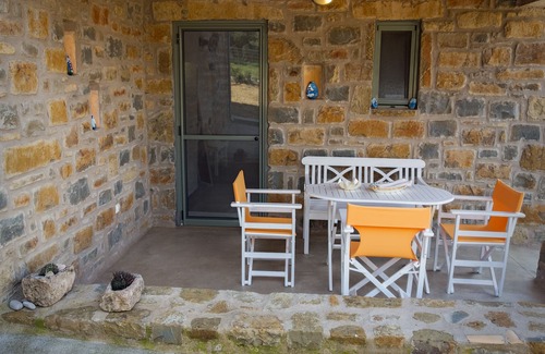 Pylos-Nestoras Villa | Afentiko Pigadi - Villa with garden view