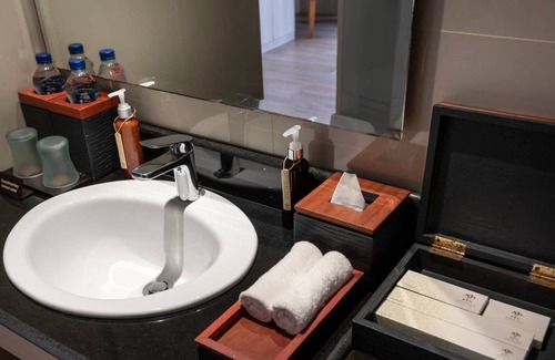Jungut Batu Resort | Affluence Lagoon Suite in Lembongan