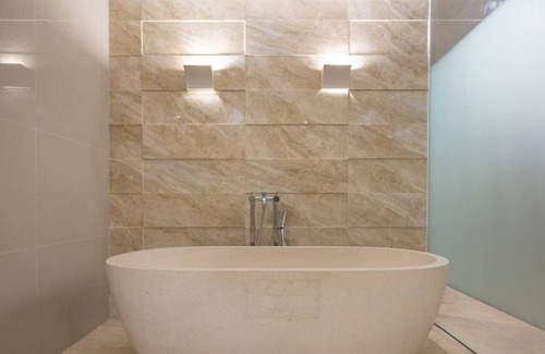 Jungut Batu Resort | Affluence Lagoon Suite in Lembongan