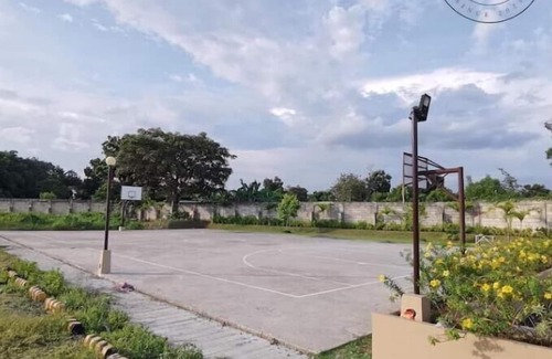 Lapu-Lapu Apartment | Affordable Condo w/Pool, Shower Heater & Wi-Fi