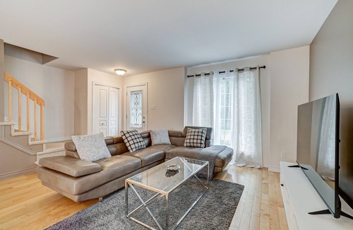 Plateau House | Affordable cozy 3 bedrooms house Gatineau/Ottawa